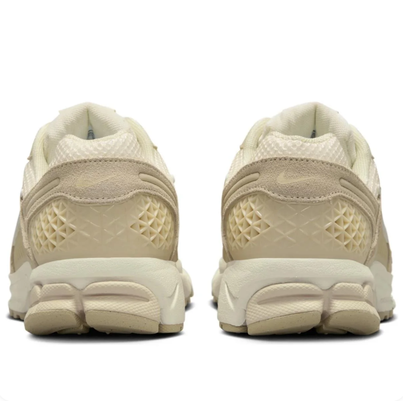 Nike Zoom Vomero 5 Beige & Cream Sneakers